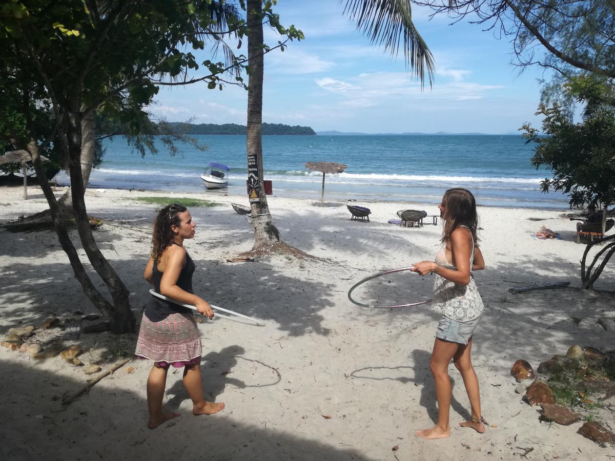 The Last Point Hostel Koh Ta Kiev Extérieur photo