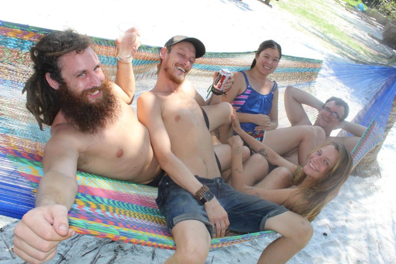 The Last Point Hostel Koh Ta Kiev Extérieur photo